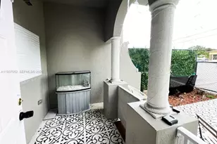 1102 NW 26th St, Miami, FL 33127 - Photo 28
