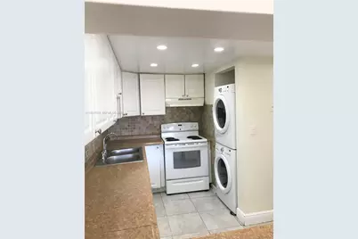 10000 NW 80 Ct #2543, Hialeah Gardens, FL 33016 - Photo 10