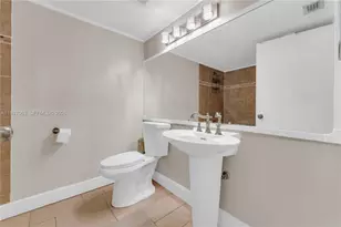 430 NW 214th St, Miami Gardens, FL 33169 - Photo 16