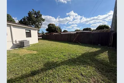 7330 SW 11th St #7330, Miami, FL 33144 - Photo 14