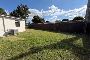 7330 SW 11th St, Miami, FL 33144 - Photo 14