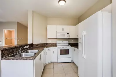 24521 SW 110th Ave, Homestead, FL 33032 - Photo 6