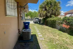 8201 NW 6th Ave, Miami, FL 33150 - Photo 26