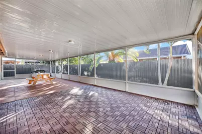 17020 SW 149th Ave, Miami, FL 33187 - Photo 12