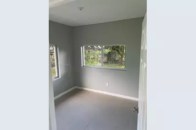 8321 NE Miami Ct, Miami, FL 33138 - Photo 12