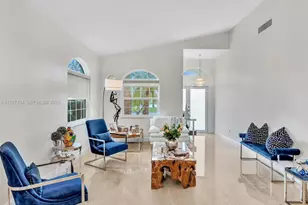 357 NW 154 Ave, Pembroke Pines, FL 33028 - Photo 6