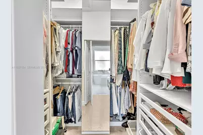 357 NW 154th Ave, Pembroke Pines, FL 33028 - Photo 8