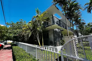 946 Bay Dr, Miami Beach, FL 33141 - Photo 24