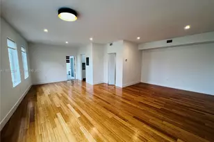 960 Bay Dr, Miami Beach, FL 33141 - Photo 4