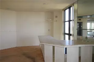 1000 Quayside Terrace, Miami, FL 33138 - Photo 6