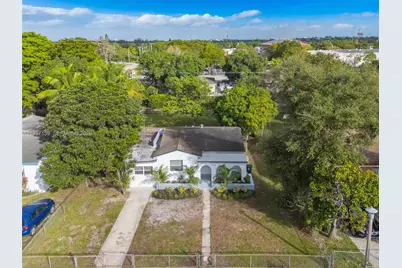 975 NW 134th St, North Miami, FL 33168 - Photo 22