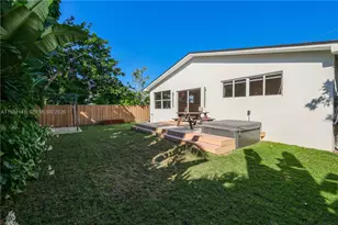 254 NW 43rd St, Miami, FL 33127 - Photo 24