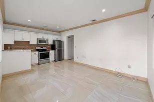 426 NE 77th St, Miami, FL 33138 - Photo 2