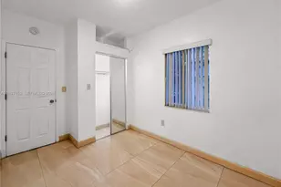 426 NE 77th St, Miami, FL 33138 - Photo 8