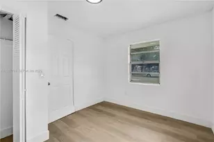2443 NW 55th St, Miami, FL 33142 - Photo 12