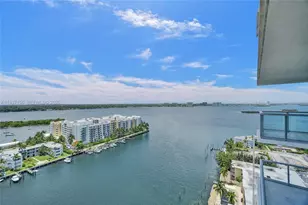 7930 East Dr, North Bay Village, FL 33141 - Photo 38