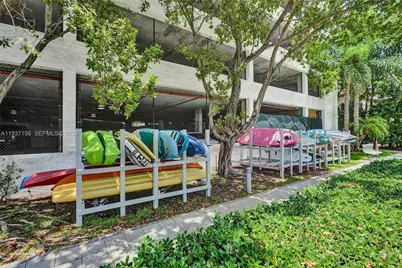 7930 East Dr #1806, North Bay Village, FL 33141 - Photo 8