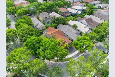 4361 Mahogany Ridge Dr, Weston, FL 33331 - Photo 2