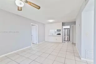 9704 Hammocks Blvd, Miami, FL 33196 - Photo 8