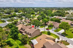 11905 Donlin Dr, Wellington, FL 33414 - Photo 2