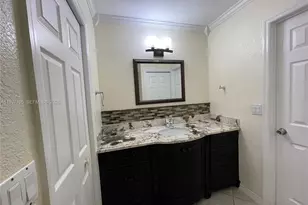 16240 Laurel Dr, Weston, FL 33326 - Photo 32