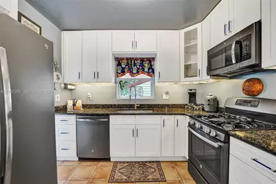 1340 Jackson St, Hollywood, FL 33019 - Photo 16