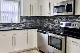 1940 Adams St, Hollywood, FL 33020 - Photo 4
