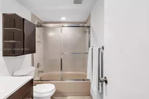 20401 NE 30th Ave, Aventura, FL 33180 - Photo 18