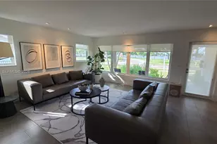 800 Polk St, Hollywood, FL 33019 - Photo 8