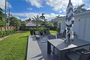 800 Polk St, Hollywood, FL 33019 - Photo 12