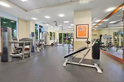 19501 W Country Club Dr #2206, Aventura, FL 33180 - Photo 4