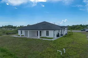 842 844 Alabama Rd S, Lehigh Acres, FL 33974 - Photo 2