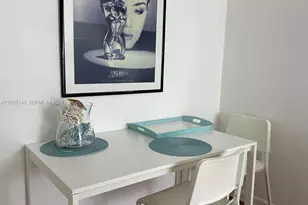 610 8th St, Miami Beach, FL 33139 - Photo 4