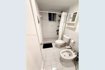 3262 W 70th St #101, Hialeah, FL 33018 - Photo 16