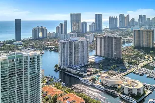 19707 Turnberry Way, Aventura, FL 33180 - Photo 34