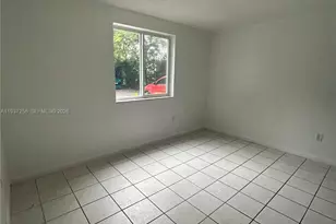 5814 NE 4th Ct, Miami, FL 33137 - Photo 4