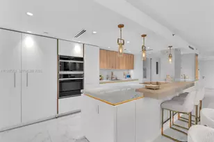 19707 Turnberry Way, Aventura, FL 33180 - Photo 4