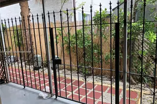 6530 W 2nd Ct, Hialeah, FL 33012 - Photo 12