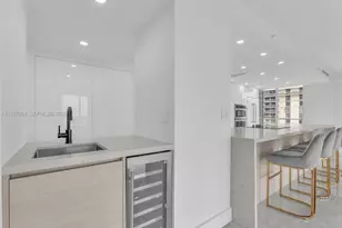 19707 Turnberry Way, Aventura, FL 33180 - Photo 2