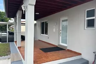 231 SW 51st Pl, Coral Gables, FL 33134 - Photo 2