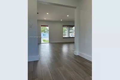 231 SW 51st Pl, Coral Gables, FL 33134 - Photo 4