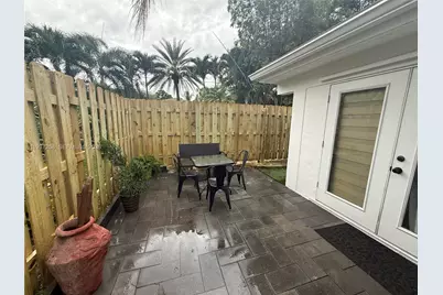 1645 NE 9th Ave #2, Fort Lauderdale, FL 33305 - Photo 14