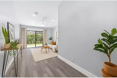 3639 NW 83rd Ln, Sunrise, FL 33351 - Photo 2