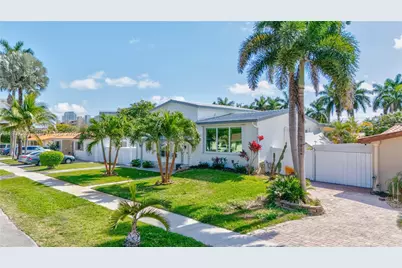 1016 NE 4th Ct, Hallandale Beach, FL 33009 - Photo 42