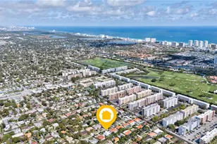 1016 NE 4th Ct., Hallandale Beach, FL 33009 - Photo 6