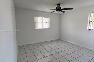 11950 SW 199th St, Miami, FL 33177 - Photo 14