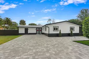 45 Akron Rd, Lake Worth, FL 33467 - Photo 2