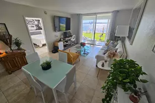 3000 Marcos Dr, Aventura, FL 33160 - Photo 4