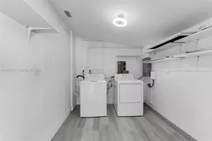 18611 NW 28th Pl, Miami Gardens, FL 33056 - Photo 22