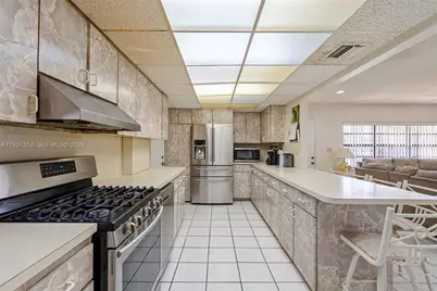 29925 SW 149th Ct, Homestead, FL 33033 - Photo 8